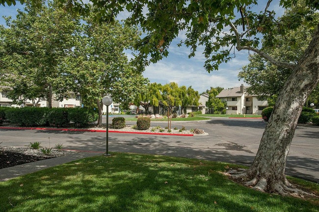 Meadow Ridge Apartments