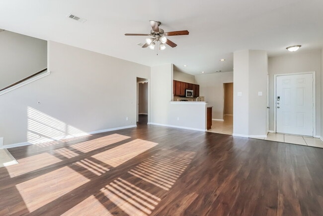 Photo - 17914 Seco Creek Ln