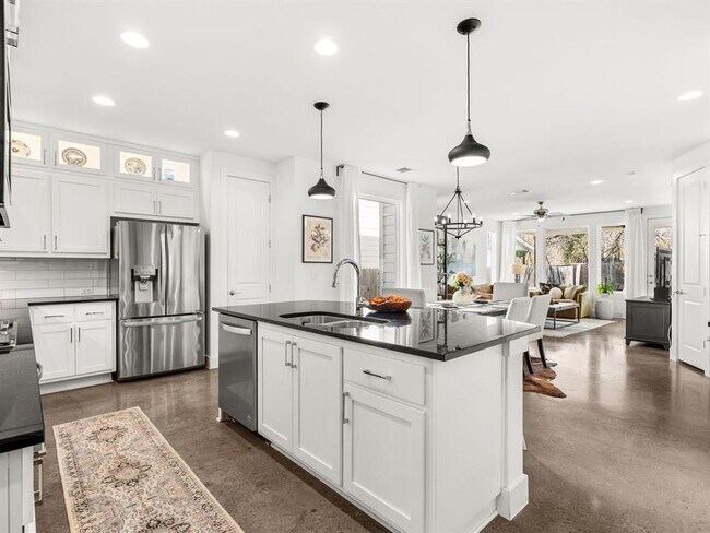 Photo - 3711 Garden Villa Ln Unit A