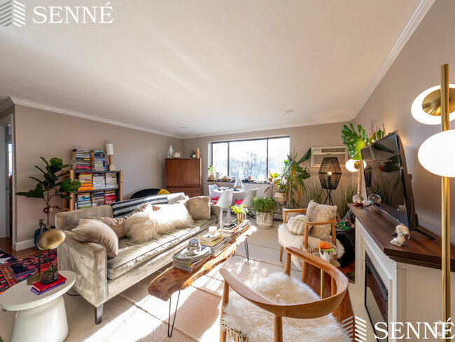 Building Photo - 9 Blair Pl Unit 7 Rental