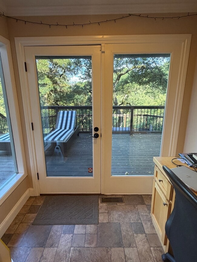 Photo - 125 Goodfellow Dr