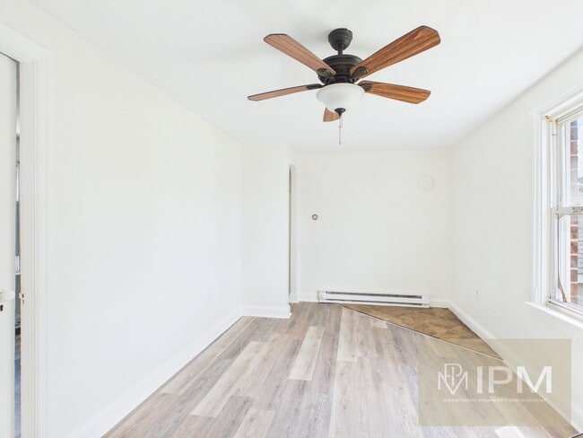 Building Photo - 183 S Highland Ave