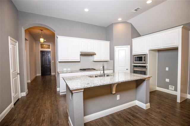 Photo - 987 Canterbury Lane