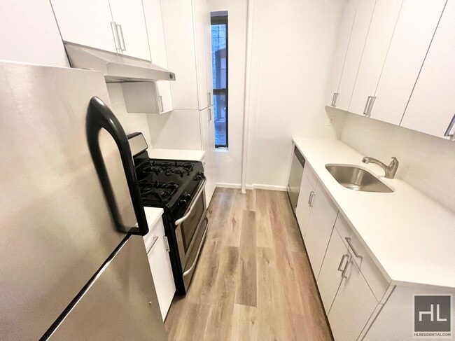 Photo - EAST 88 STREET Unit 2E