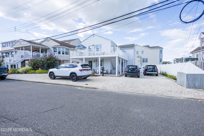 Photo - 115 White Ave