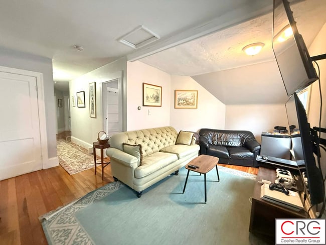 Photo - 53 Elm St Unit #3