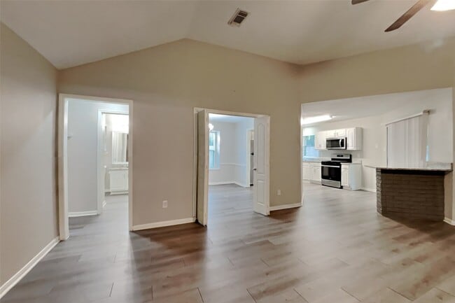 Photo - 22303 Mosswillow Ln