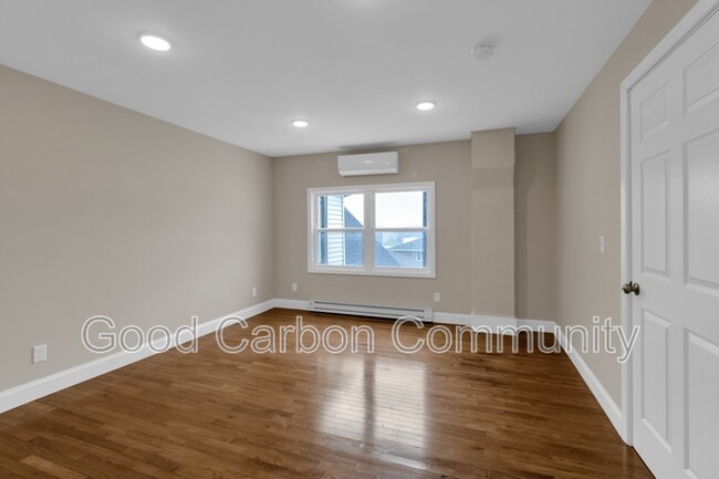 Photo - 84 Crane St Condo Unit 6