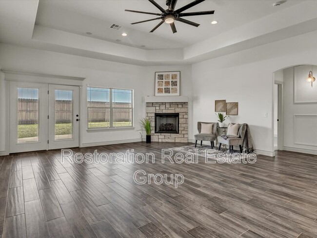 Photo - 1027 Kimberlin Ln