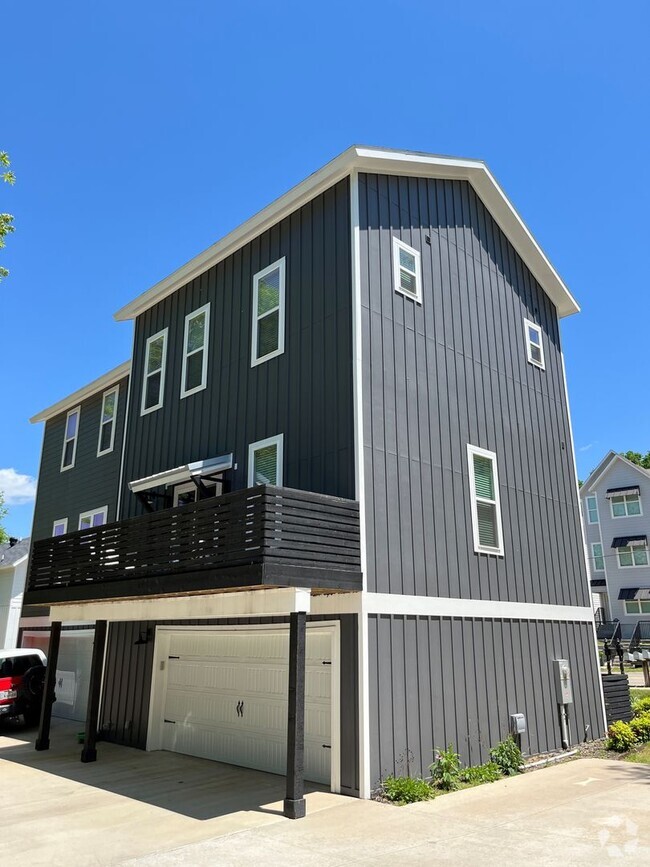 Building Photo - 1485 Gregg St Unit 2 Rental