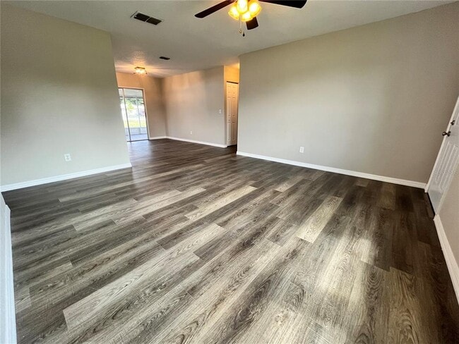 Photo - 1494 Courtland Blvd
