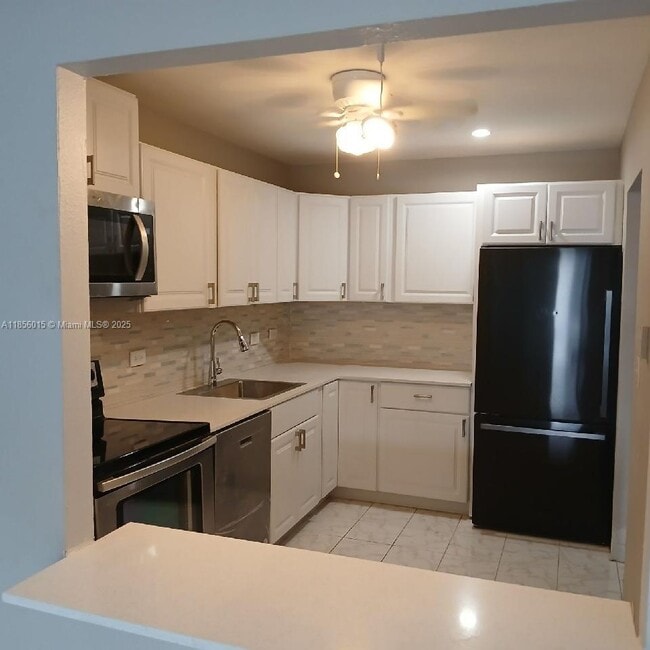 Photo - 20505 E Country Club Dr Unit 138