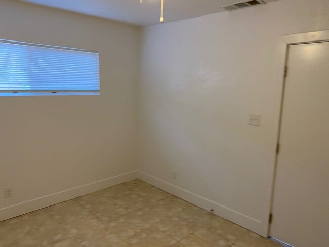 Photo - One story one bedroom Duplex Apartment, All Tile Floors!!! All Appliances!! Big back yard!! Recen...