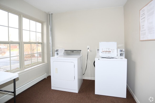 Thompson Park Apartments