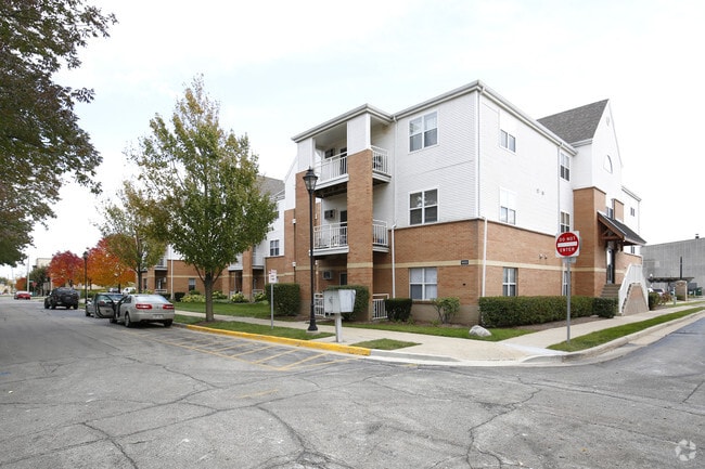 Stationside Village Apartments