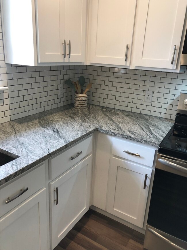 Photo - 6413 Moonglow Ln