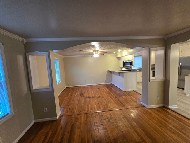 Photo - 3 BR House in S. Chesterfield - Available Now!