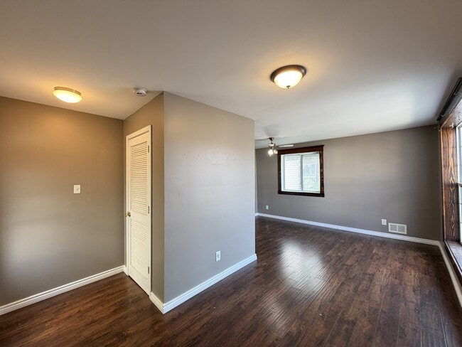 11 Pooley Pl