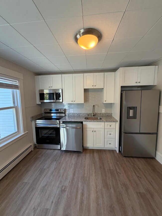 Photo - 27 Grove St Unit Back