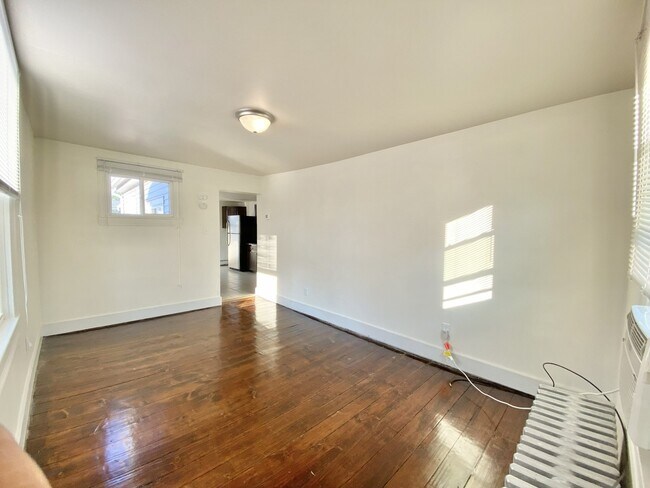 1140 Ash St Unit 201