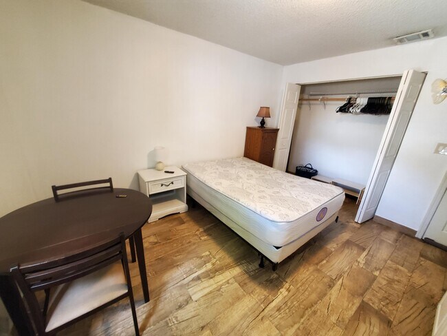 Photo - 7171 SW 14th St