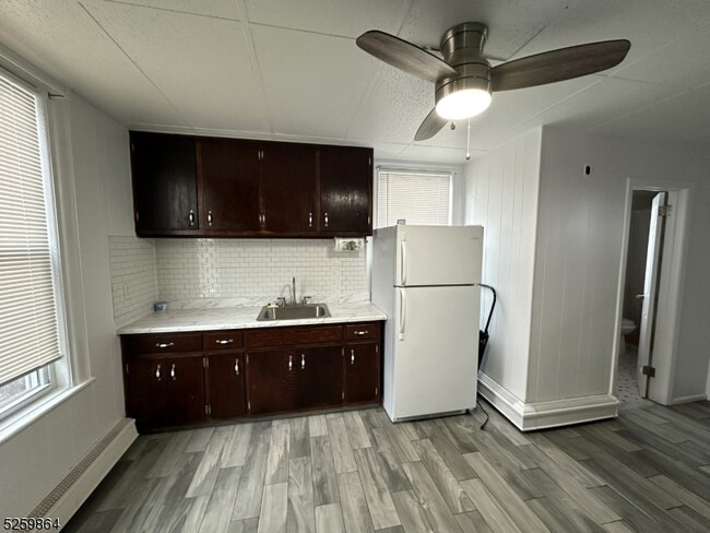 Photo - 89 Getty Ave