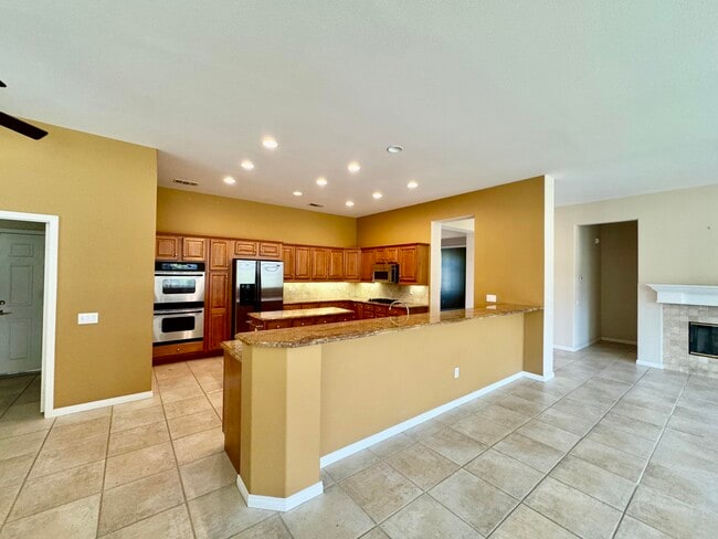 Photo - 78768 Yellen Dr