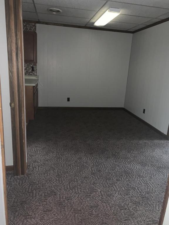 Photo - 110 1/2 S. Meridian