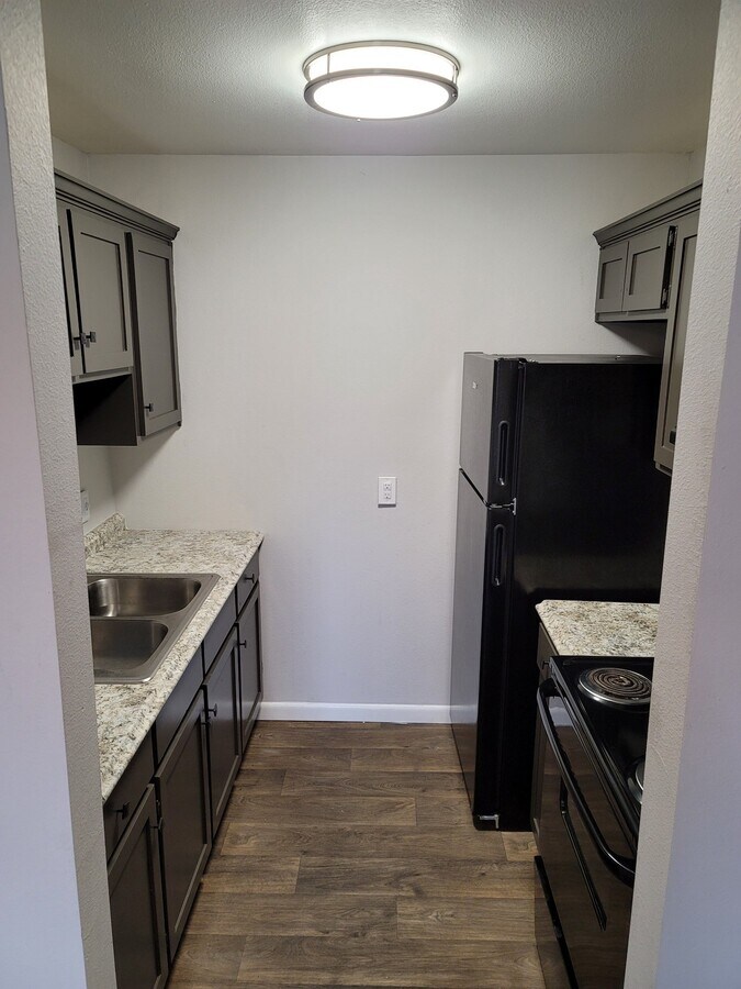 Photo - Weber Square