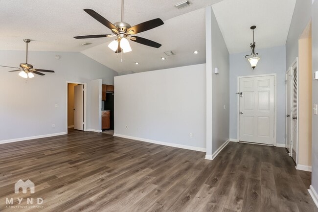 Photo - 2631 Moorsfield Ln