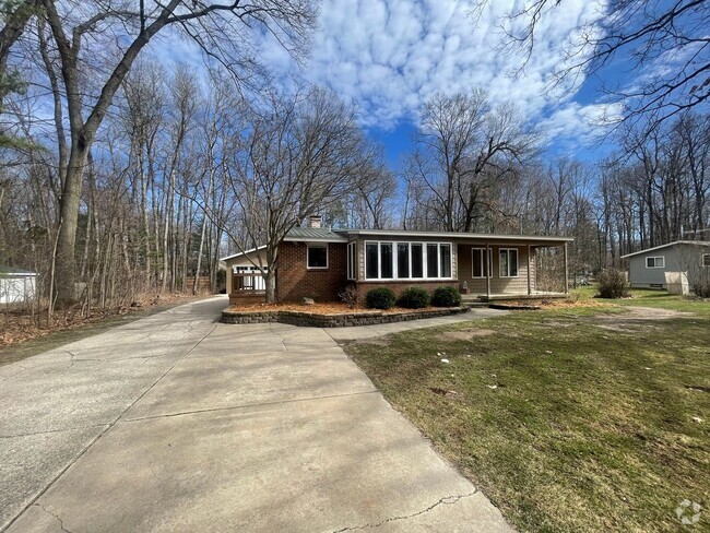 Building Photo - Nice Ranch located in Grandville School Di... Rental