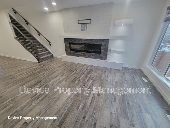 Photo - 3213 Kulay Way SW