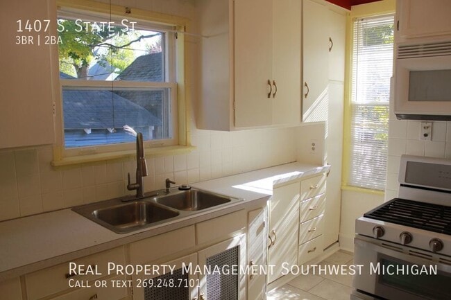 Photo - 1407 S State St