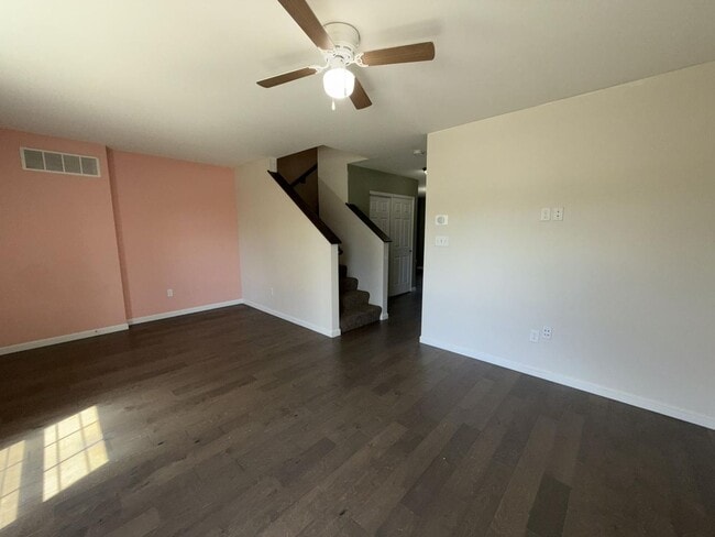 Photo - Beautiful 3 Bedroom / 2.5 Bath for Rent in Maryland Heights !