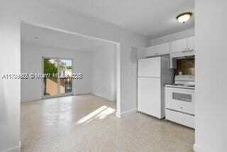 Photo - 2430 SW 9th St Condo Unit 10