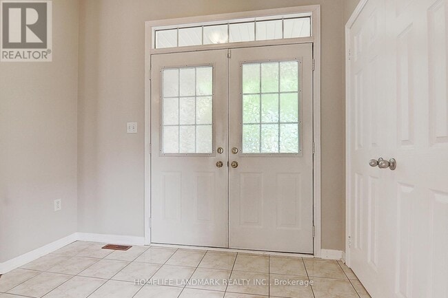 Photo - 51 Raffia Ave