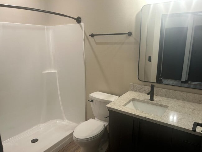 Photo - 31 S Walnut St