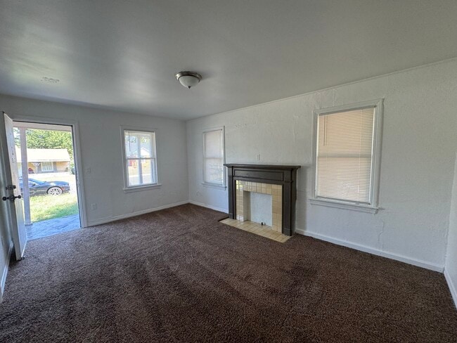 Photo - 2108 NE 18th St