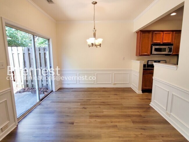 Photo - 3 Bed/2.5 Bath Townhome with Modern Amenities / Coming Soon!