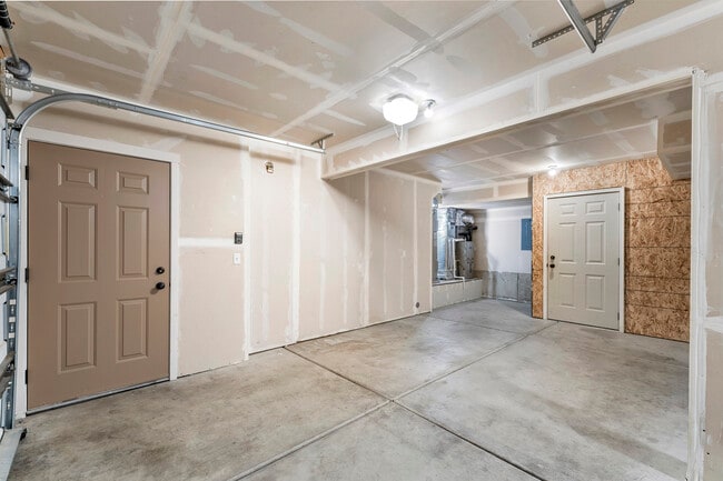 2 bedroom, 1 bathroom garage