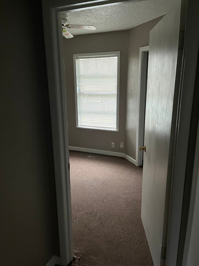 Photo - 803 Southside Dr