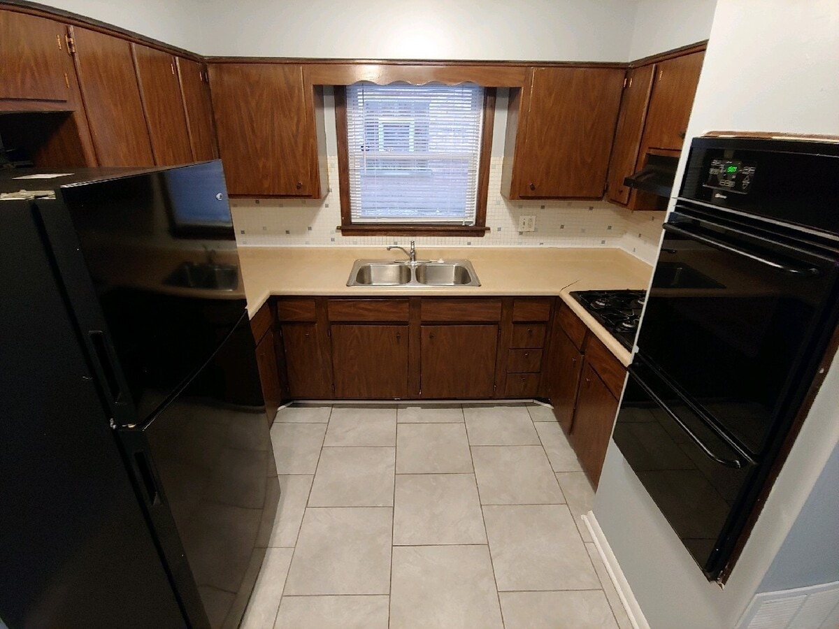 Photo - 344 Yates Ave Unidad 1