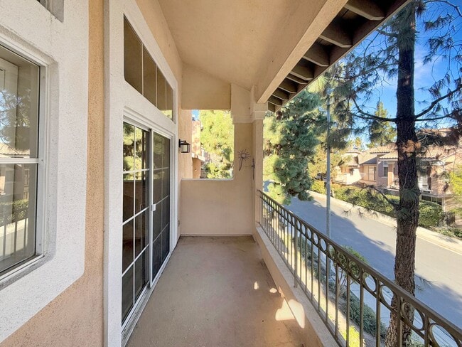 Photo - Great 2B/2BA + Loft Townhome in Carmel Mountain Ranch!