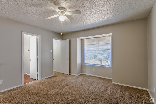 3BR, 2.5BA - 1511 SF TH - Bedroom