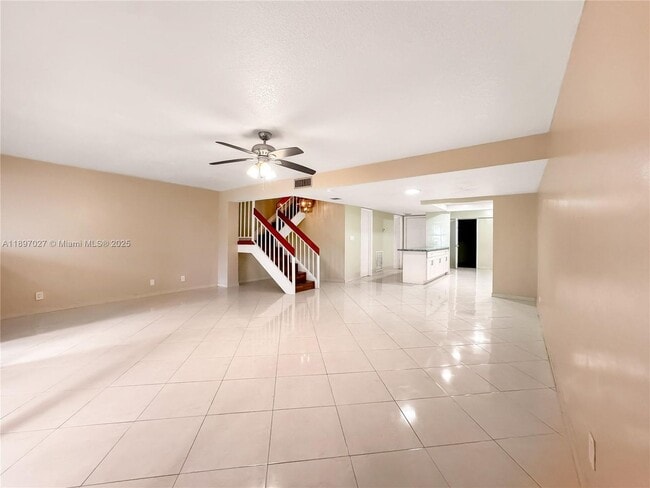 Photo - 5608 NW 19th St