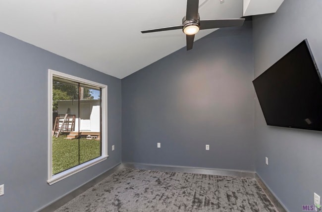 Photo - 1867 Stafford Dr Unit B