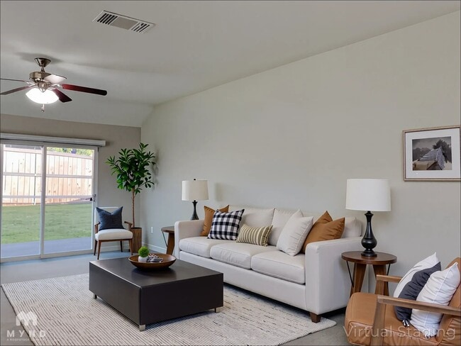 Photo - 4605 Elderberry St