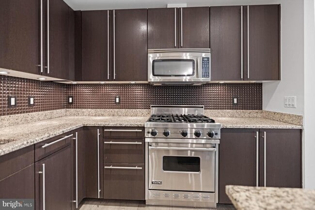 Photo - 2425 L St NW Unit 436