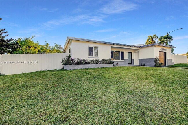 Photo - Northeast 169th Street, North Miami Beach, FL 33162 - 3 BR 2 BA single-family home