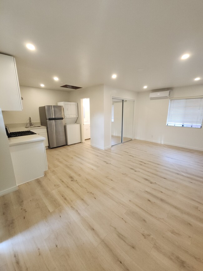 Completely newly remodeled - 111 Marion Ave Apartments Unit #B Studio